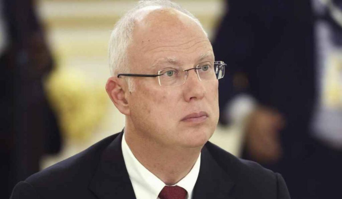 Дмитриев предложил Ермаку обратиться к «мирной гадалке»
