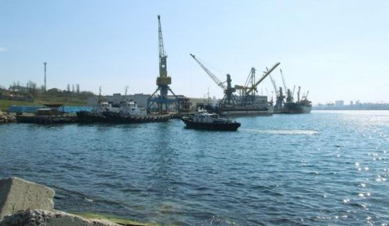Суда перестали заходить в украинские порты