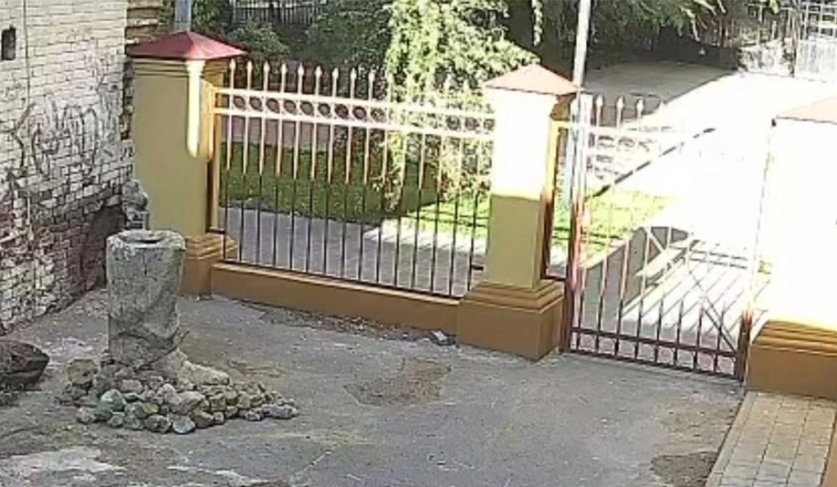 Сталинский сапог станет талисманом удачи для жителей Волгограда