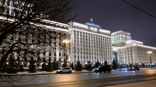 НАТО игнорирует инициативы России по деэскалации, заявили в Минобороны