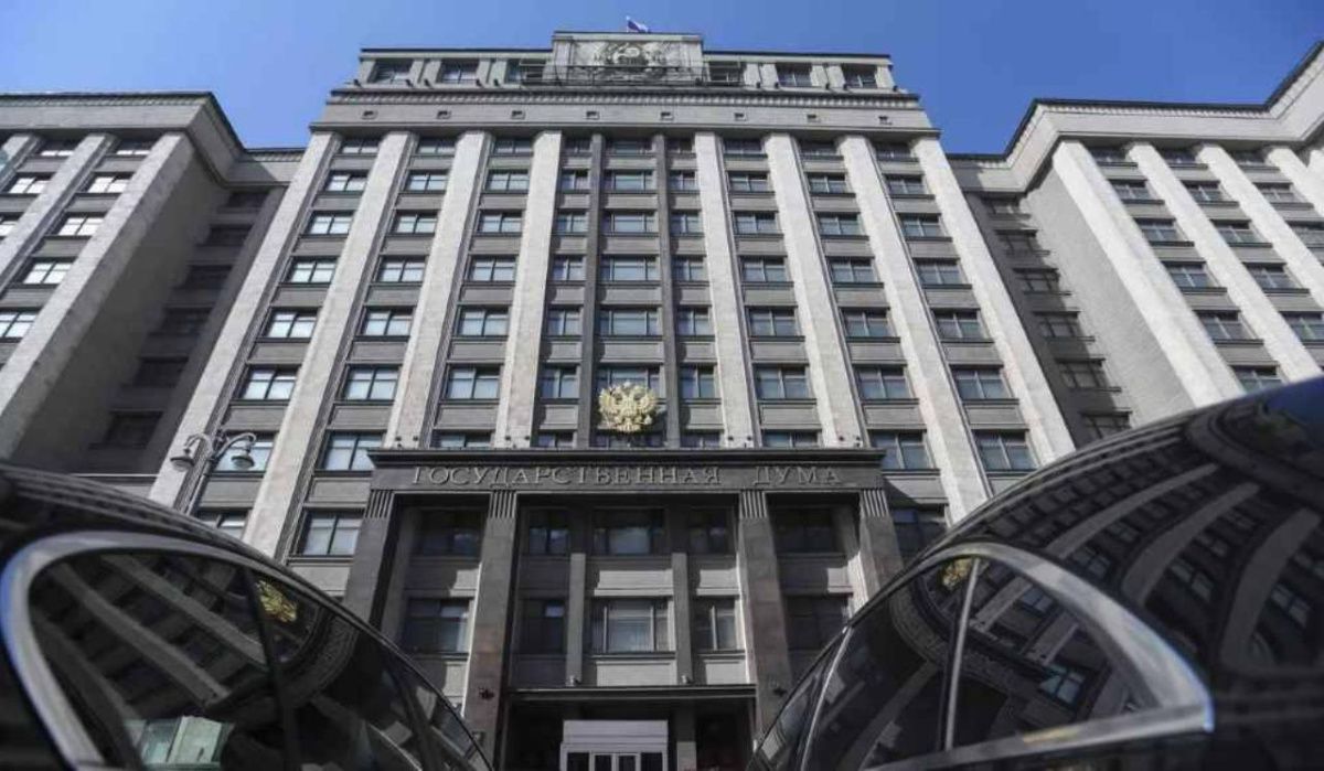 ГД приняла закон об аресте имущества уехавших россиян за дискредитацию армии