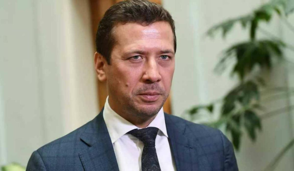 Актёр Мерзликин развёлся с супругой в День семьи, любви и верности