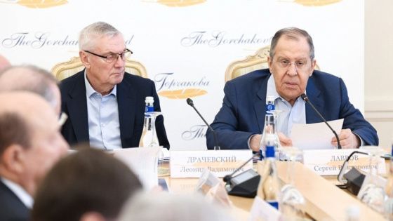 Лавров назвал истеричной и неадекватной реакцию Запада на СВО