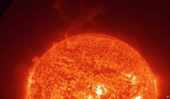 Облако плазмы может спровоцировать мощную магнитную бурю на Земле