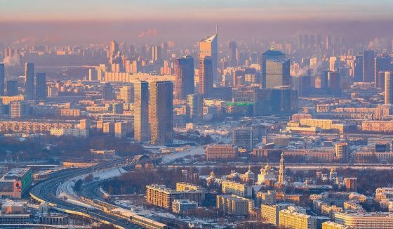 Москва в 2025 году стала лидером в более 30 национальных рейтингов городов России