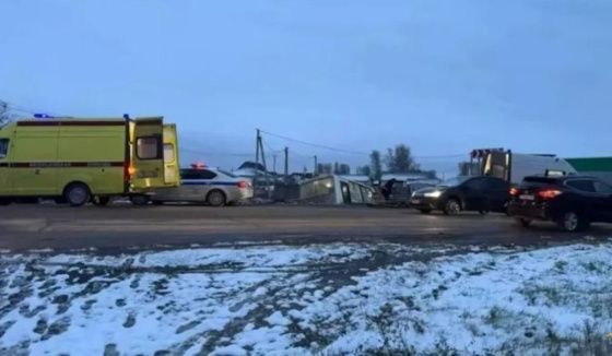 В Новосибирске четыре человека госпитализированы после ДТП с участием автобуса