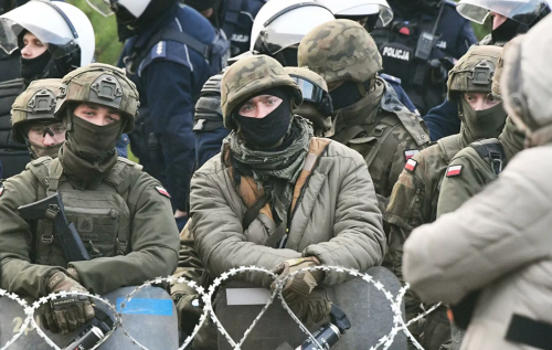 "Глупость какая!" Британцы возмущены отправкой солдат на помощь Польше