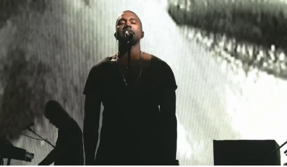 Бывший охранник Канье Уэста требует $1 млн