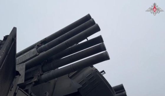 Почти 180 дронов сбила ПВО России за ночь