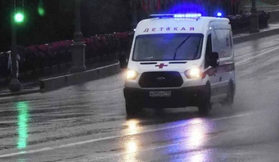 16-летняя девушка выжила после падения с 20 этажа в Петербурге