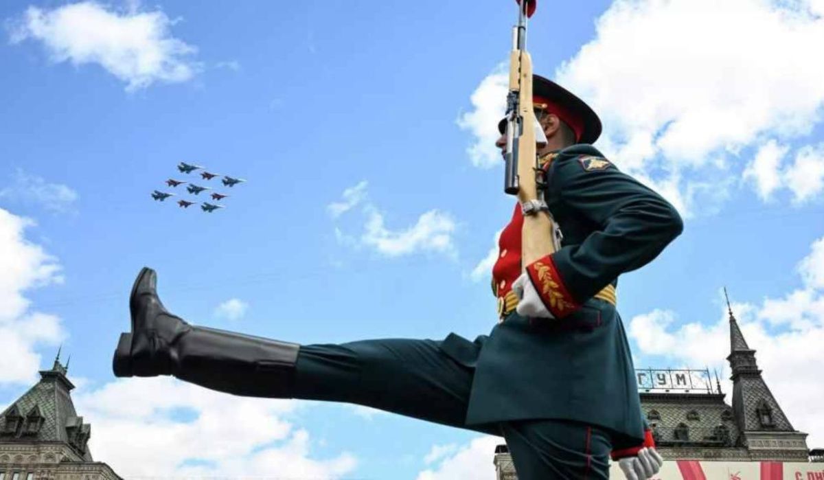 Песков рассказал о гостях на параде Победы 9 мая