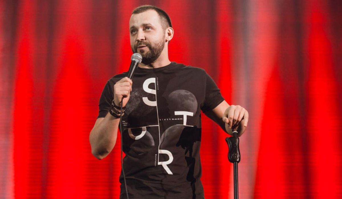 Суд оштрафовал комика Руслана Белого*