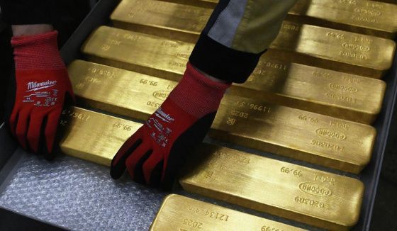 Золото достигло нового исторического пика в ценах