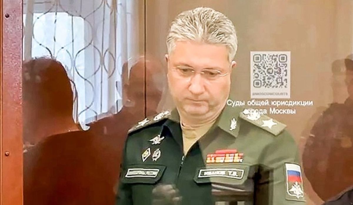 У экс-замглавы Минобороны изъяли часы с гравировкой &quot;Такой Тимур Иванов один&quot;