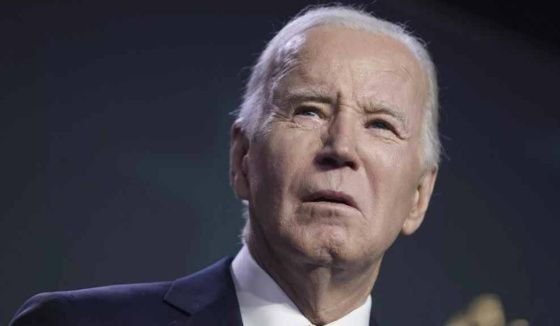 Байден вновь оконфузился, перепутав Путина и Си Цзиньпина