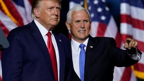 Трамп не попрощался с Байденом после финальных дебатов