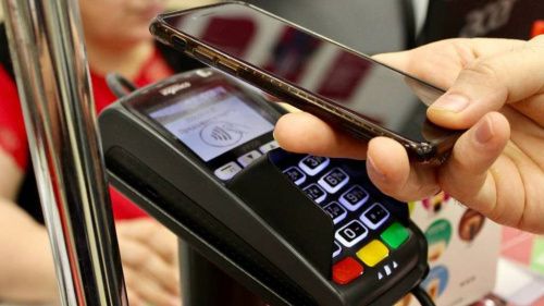 Apple Pay стал доступен владельцам карты «Мир»