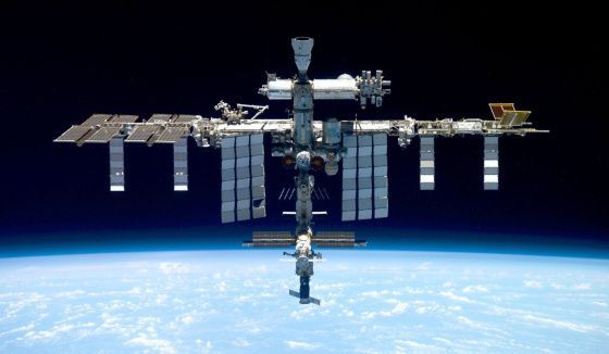 "Роскосмос" отправит нейросеть на МКС для инновационных исследований