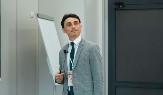 Учитель истории из Перми будет представлять Прикамье в финале конкурса «Учитель года – 2026»