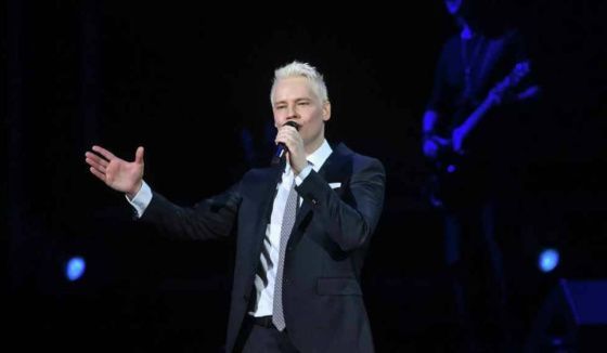 SHAMAN выпустил новогодний хит