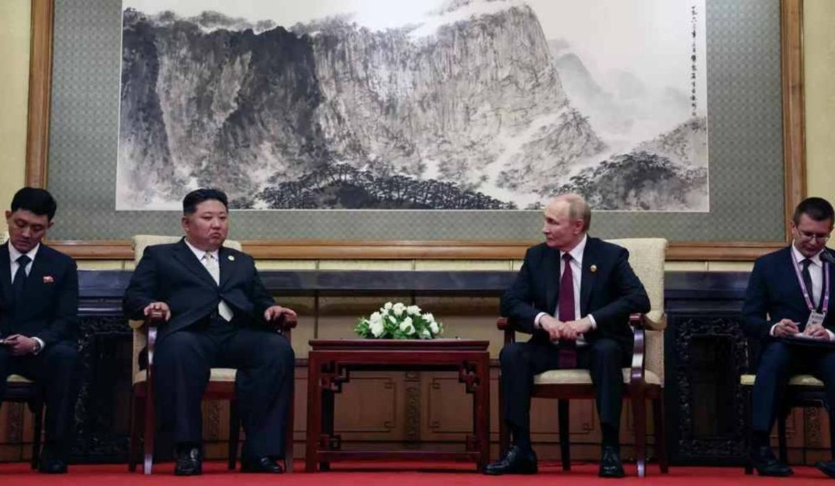Путин пригласил в Россию Ким Чен Ына