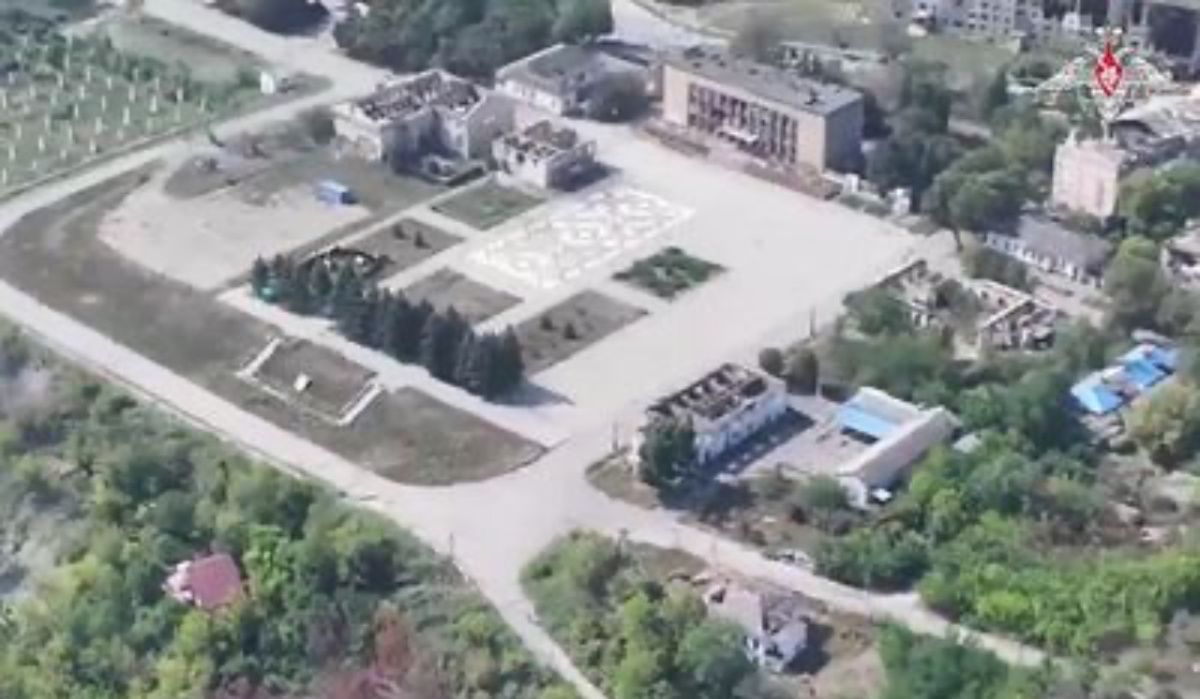 Российские войска заняли центральные позиции в Купянске