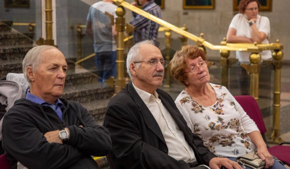 Музей Победы объявил бесплатный вход для пенсионеров в День пожилого человека