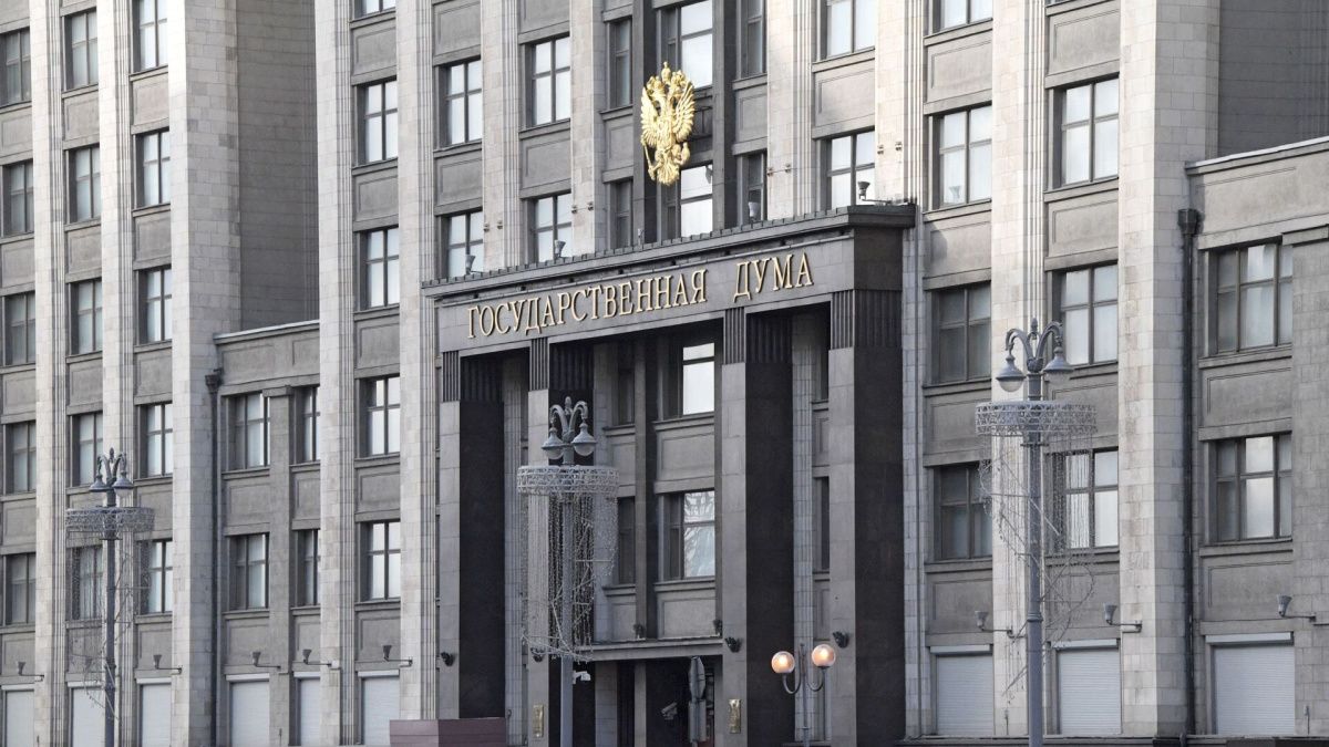 В Госдуме предложили увеличить МРОТ до 30 тысяч рублей