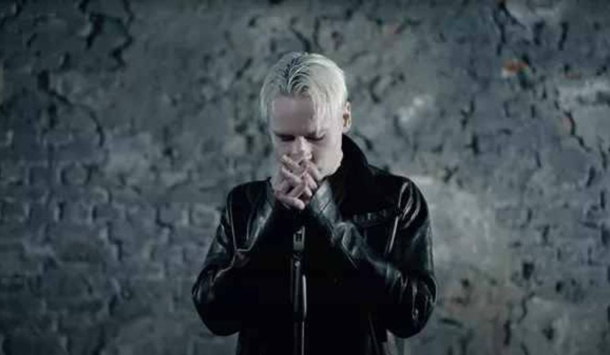 &quot;Это только начало&quot;: SHAMAN перевёл 5 млн рублей на помощь пострадавшим в теракте