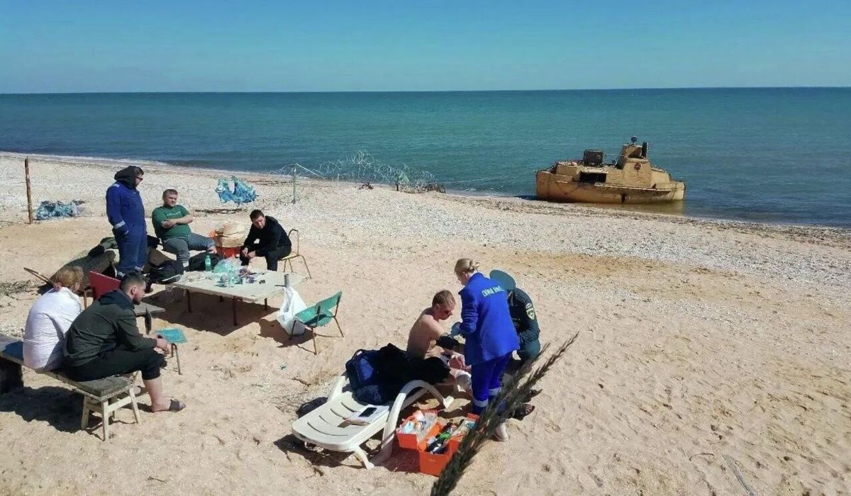 В Азовском море затонул сухогруз, один человек погиб, двое пропали безвести