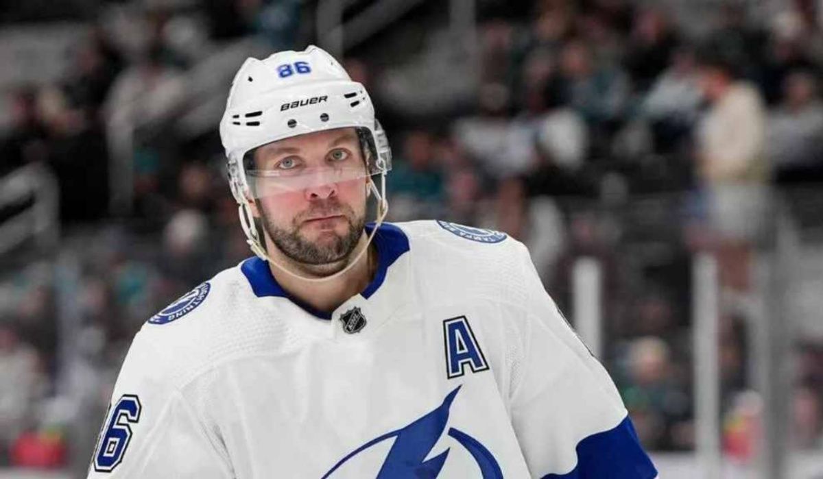 Гол Кучерова принес "Тампе" победу над "Монреалем" в матче плей-офф