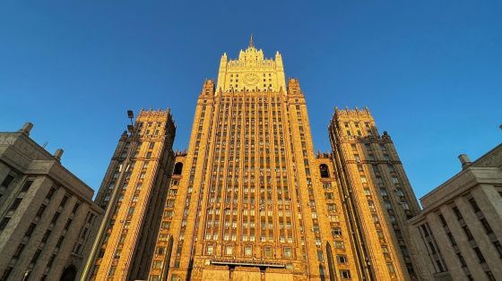 МИД РФ: те, кто переводят деньги ВСУ, должны знать, на что они идут