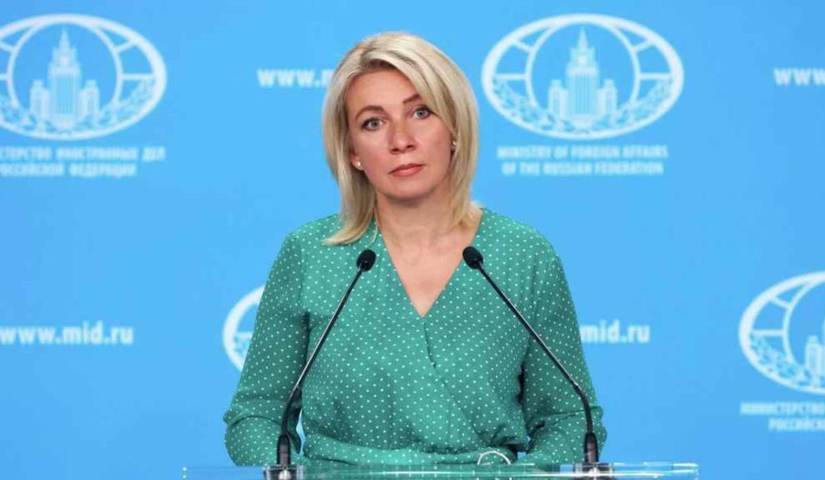 "Выродок между затяжками решил поиграть в судью": Захарова о санкциях Зеленского в отношении Грузии