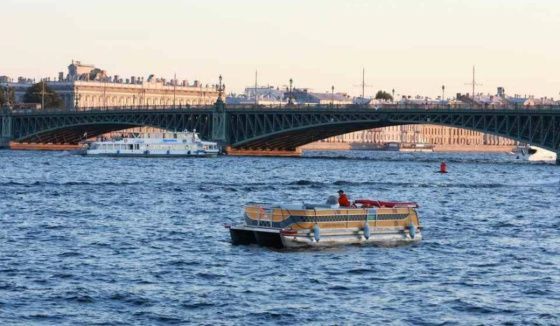 Навигация на Неве завершилась в Петербурге в ночь на 30 ноября