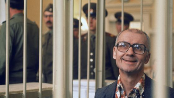 Под Луганском неожиданно погиб адвокат маньяка Андрея Чикатило