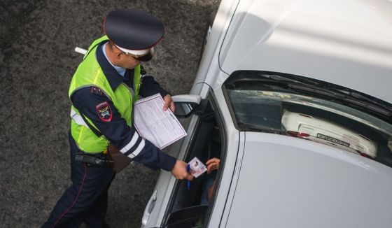 Автомобили в России оснастят системой блокировки двигателя от паров алкоголя