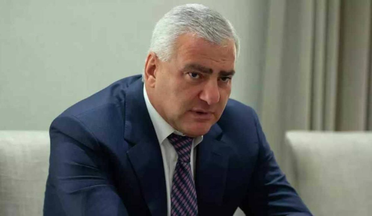 Карапетян планирует отказаться от российского гражданства