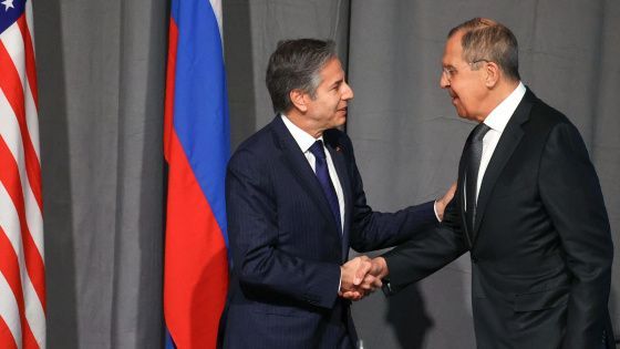 «Они боятся»: Сергей Лавров назвал трусами Блинкена и Борреля