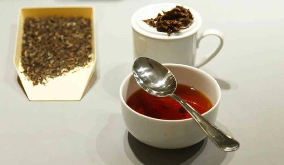 Новосибирские таможенники изъяли чай из лотоса с наркотическим содержанием