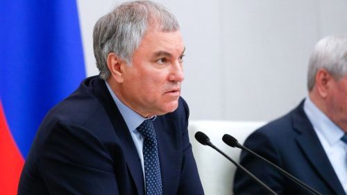 Володин призвал запретить критикам России получать деньги за счёт россиян