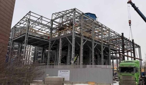 На станции «Заставская» в Петербурге смонтировали комплекс для извлечения грунта