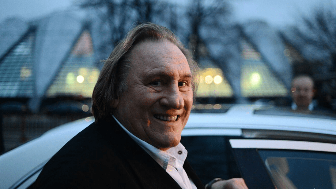 "Никогда не видел перед собой чудовища". Депардье отозвался о Путине