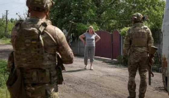Украина приступила к принудительной эвакуации населения Славянска и Краматорска