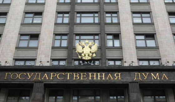 В Госдуме предложили начинать занятия в школах на час позже