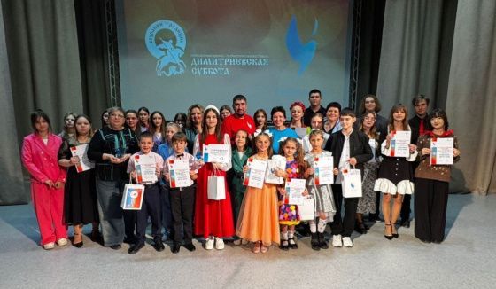 14-летняя солистка из ЛНР вышла в финал конкурса "Родники.Дети"