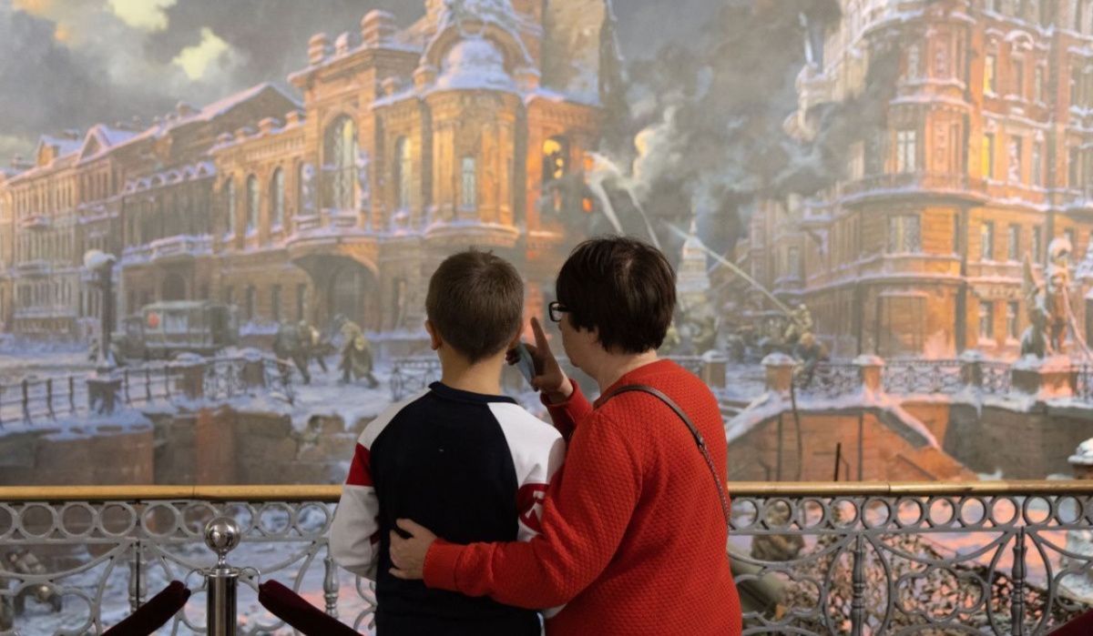 Выставка «Окна сатиры» от Музея Победы стартует в Испании