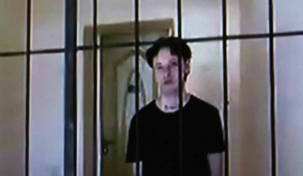 Певцу Шарлоту, сжёгшему паспорт РФ, отказали в отправке на СВО