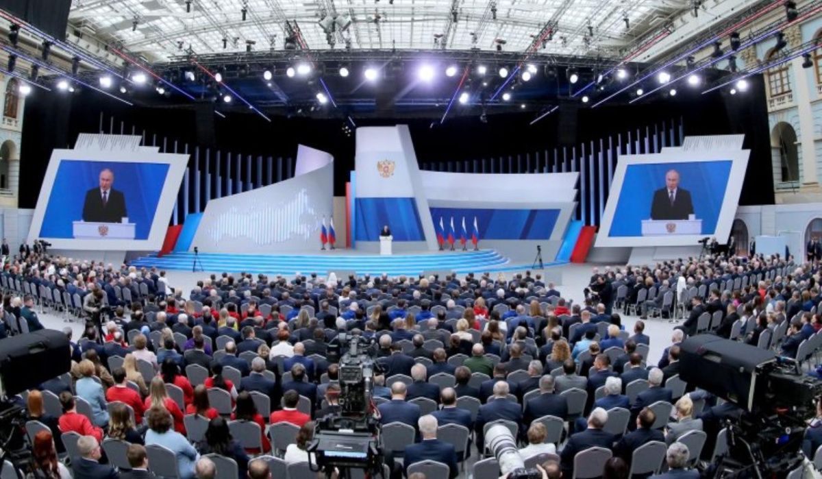 Путин предложил разрешить пересдать один предмет по ЕГЭ 