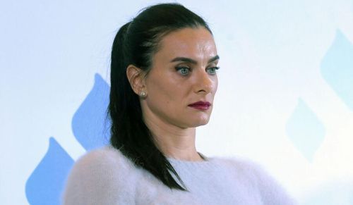 "Подлость и предательство": Исинбаева открестилась от звания майора
