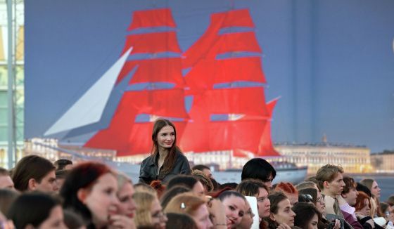 «Алые паруса» в Петербурге приняли выпускников из 35 регионов России